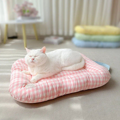 Cute Plaid Dog Cat Cushion  Chic Pet Mat Soft Reversible Washable Pad for Bed, Sofa Non-Slip Comfort Mat for Puppy Kitten Small